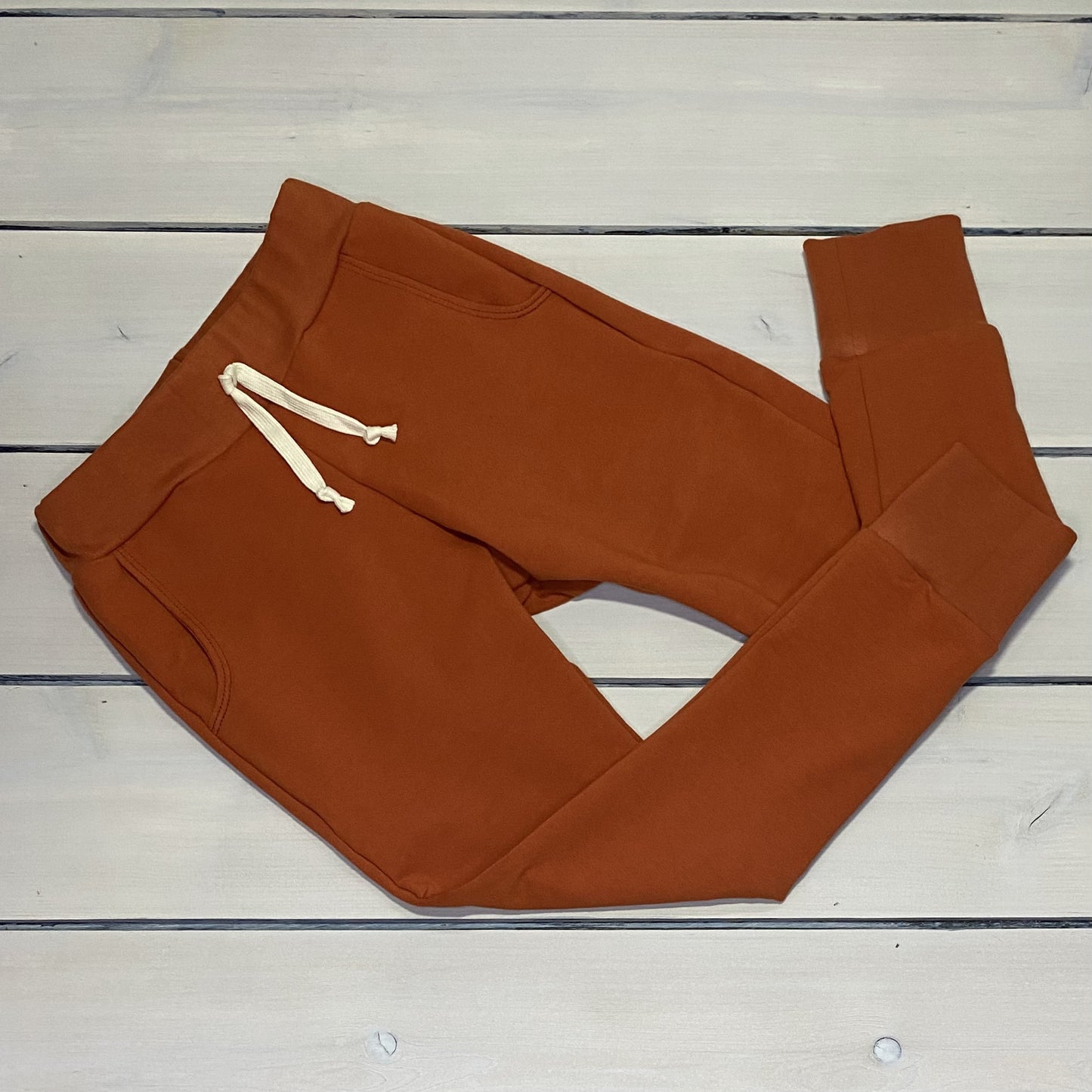 CLASSIC JOGGER TERRACOTTA