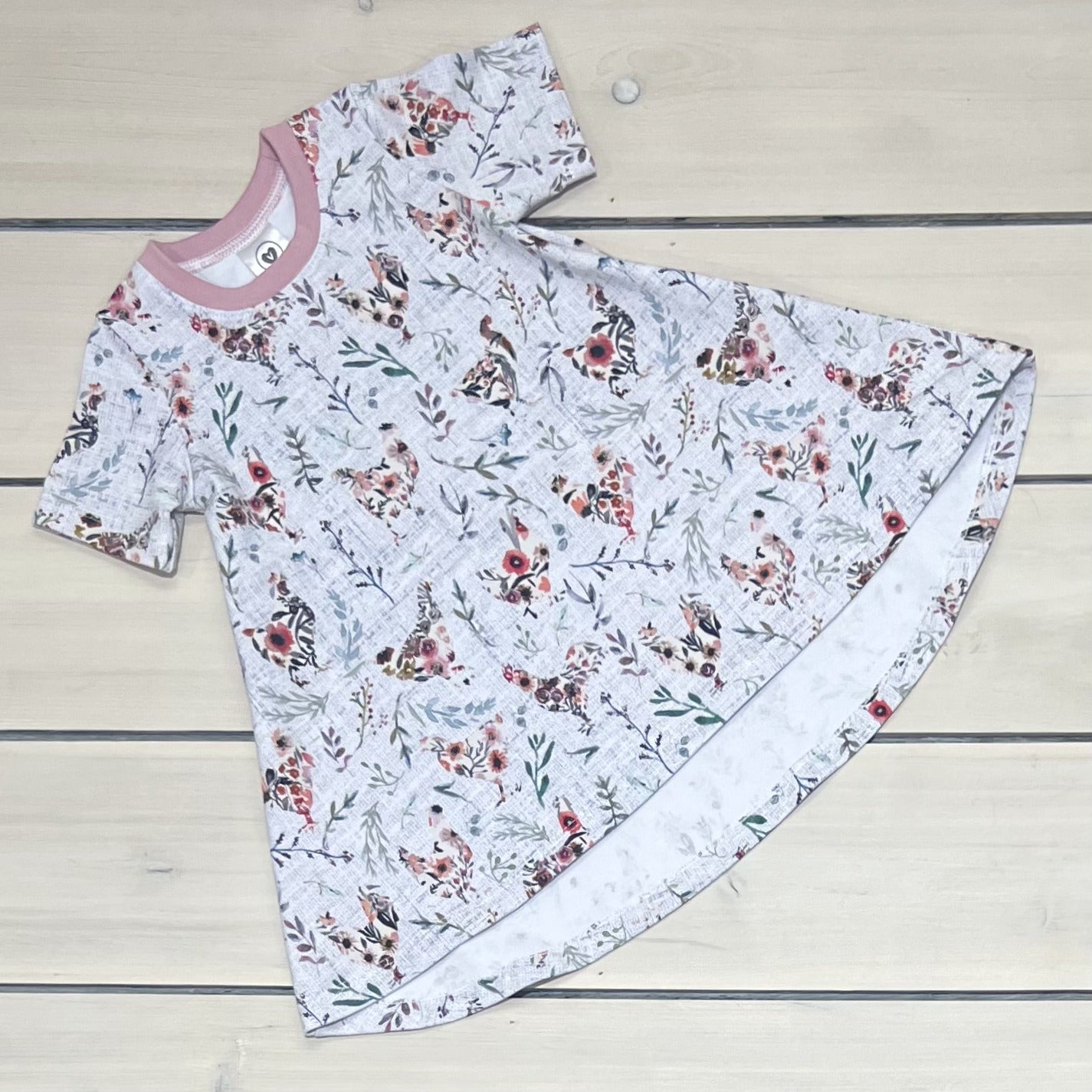 TSHIRT DRESS FLORAL CHICKEN