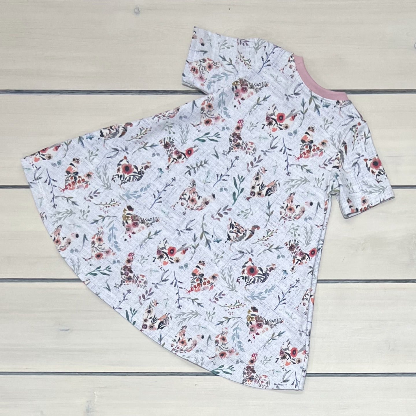 TSHIRT DRESS FLORAL CHICKEN