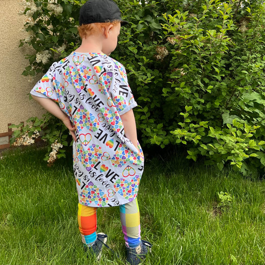 DOLMAN DRESS LOVE IS LOVE