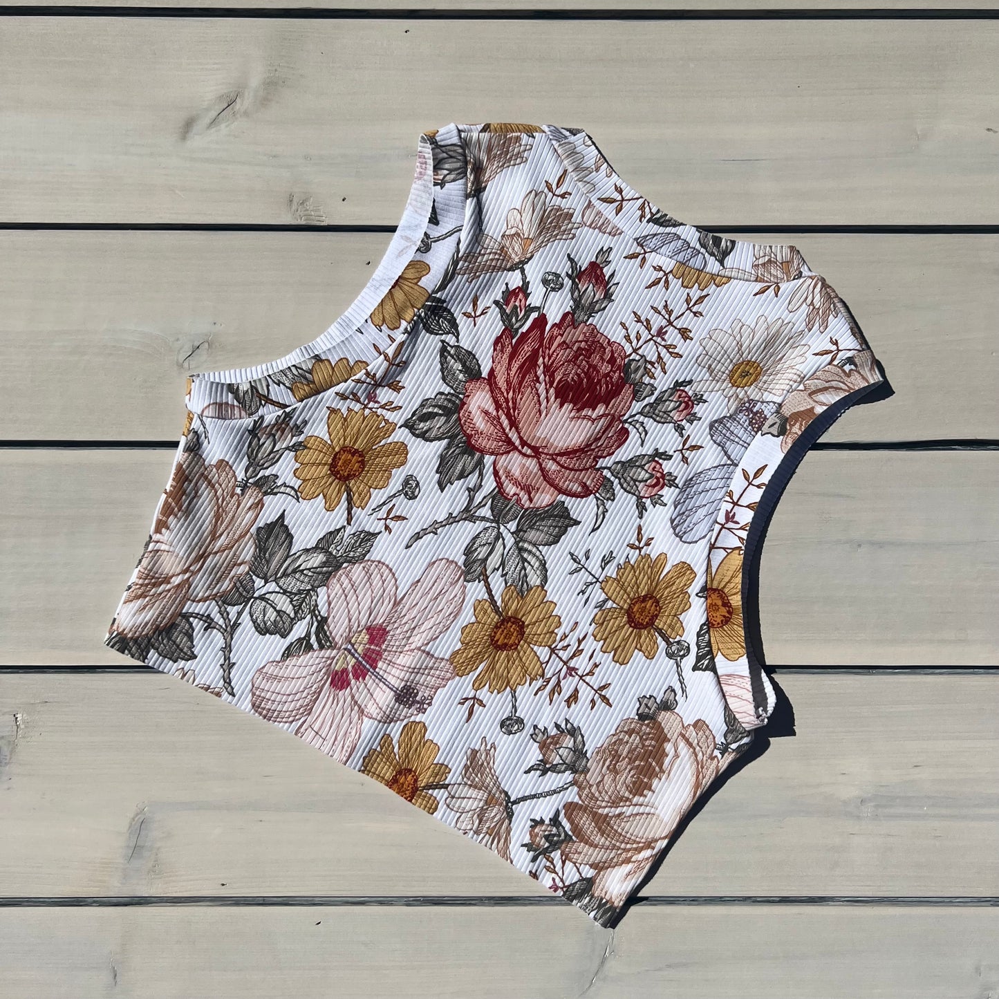 BE FREE TANK ADULT VINTAGE FLORAL SIZE XL ONLY