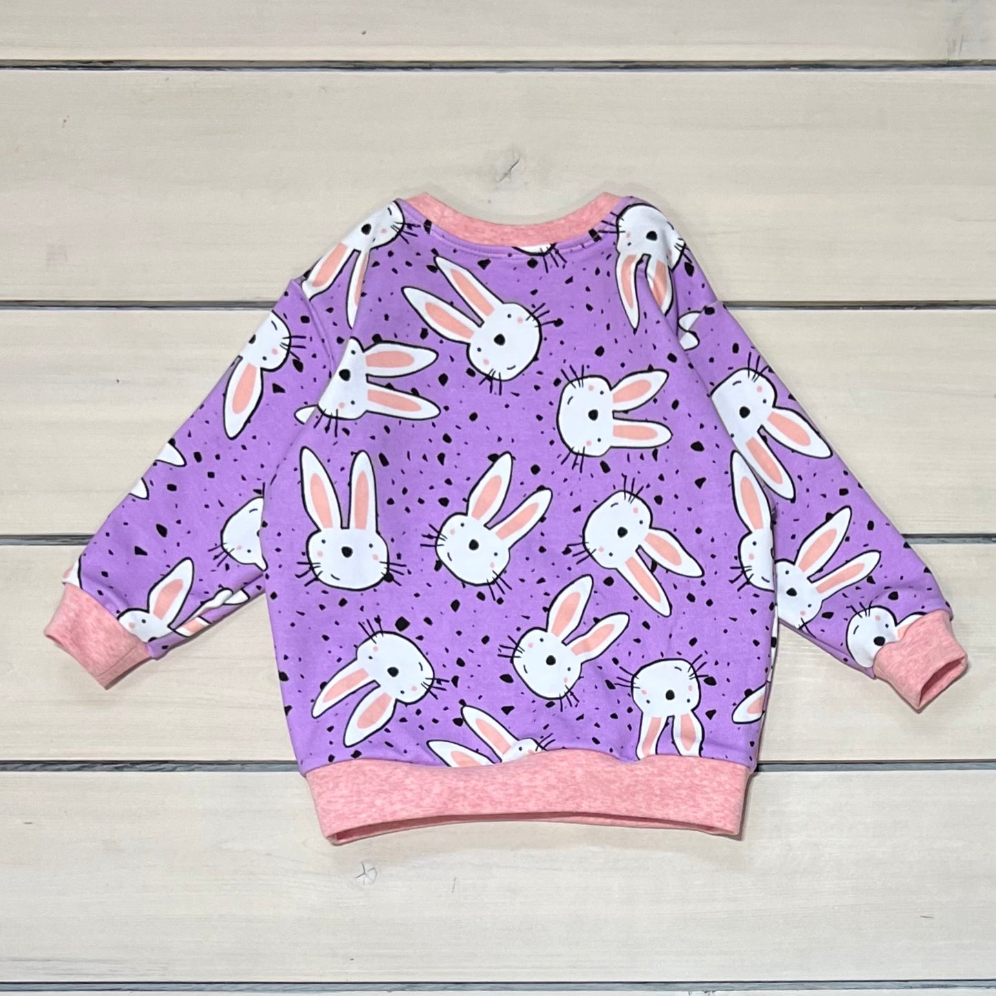 LOUNGE SWEATSHIRT LAVENDER BUNNIES